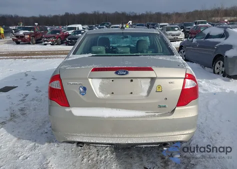 2010 Ford Fusion Se z USA, uszkodzony, nr VIN 3FAHP0HG0AR336352